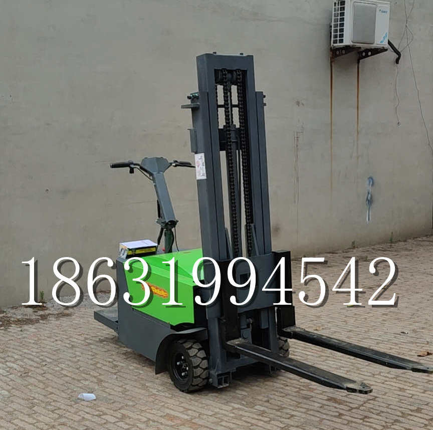 锦州市优程全电动叉车插腿式堆高车液压装卸车1.5吨升高小型站驾式铲车