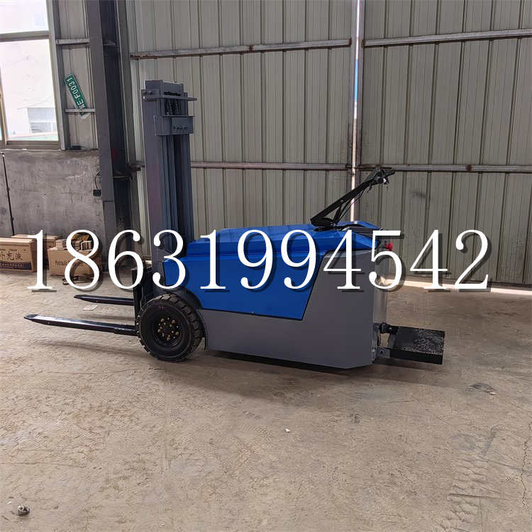 锦州市全电动叉车插腿式堆高车液压装卸车1.5吨升高小型站驾式铲车